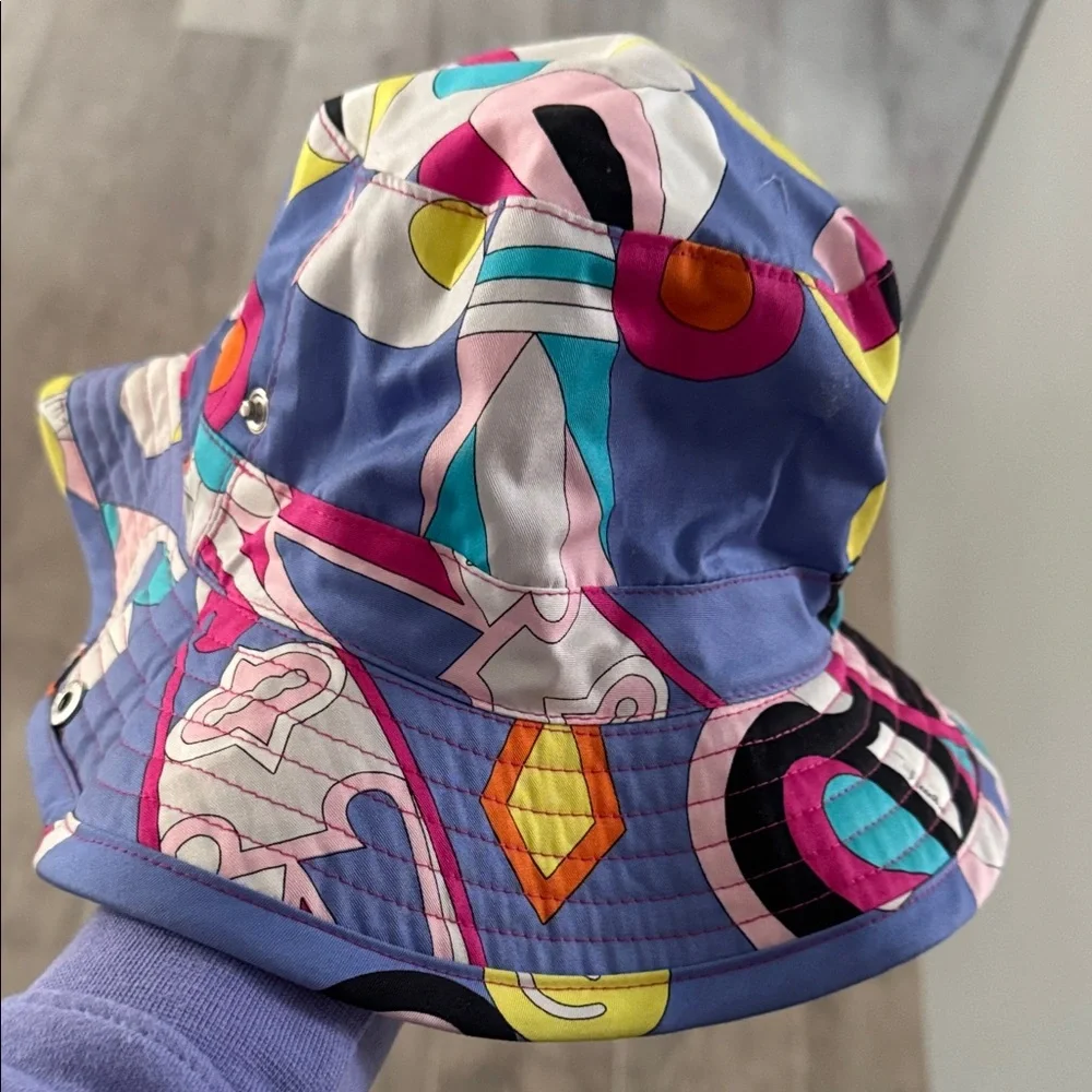 PUCCI Vibrant Multicolor Geometric Bucket Hat - Blue Base